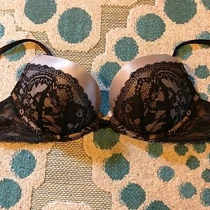Victoria Secret Miraculous plunge bra